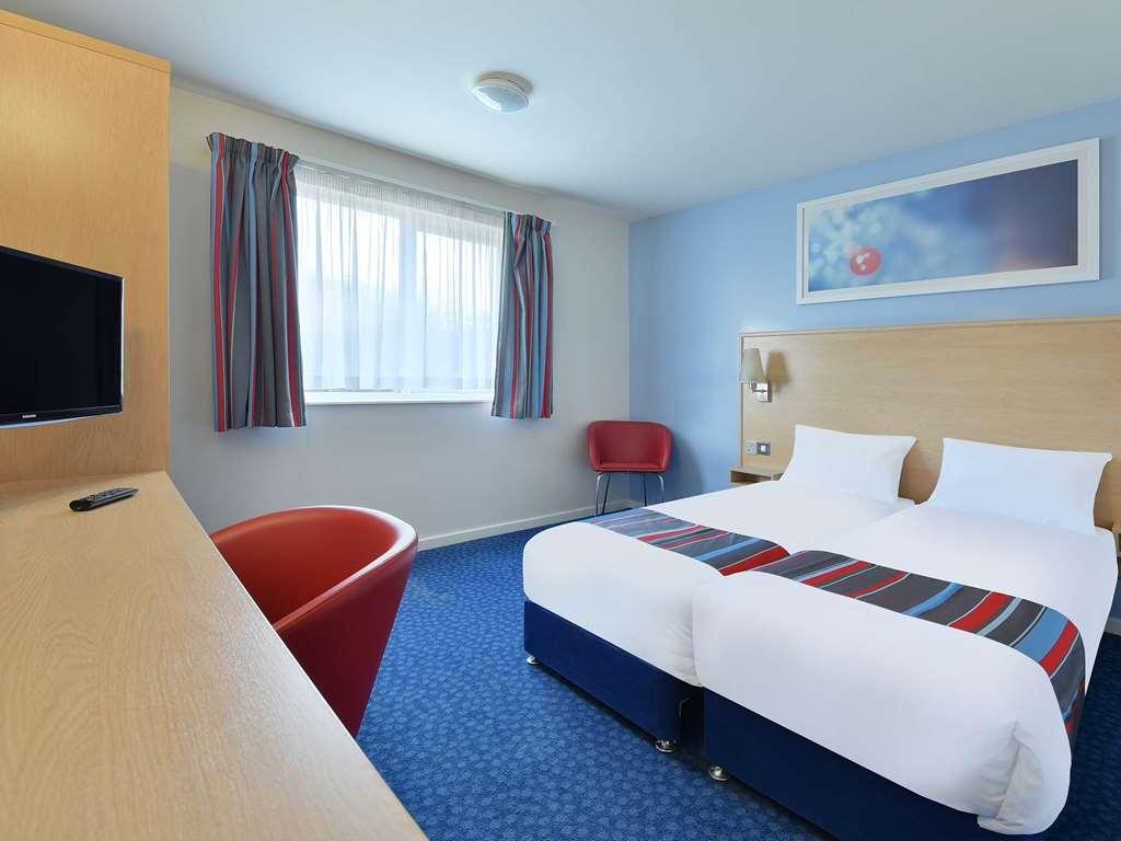 Travelodge Leeds Colton Garforth Chambre photo