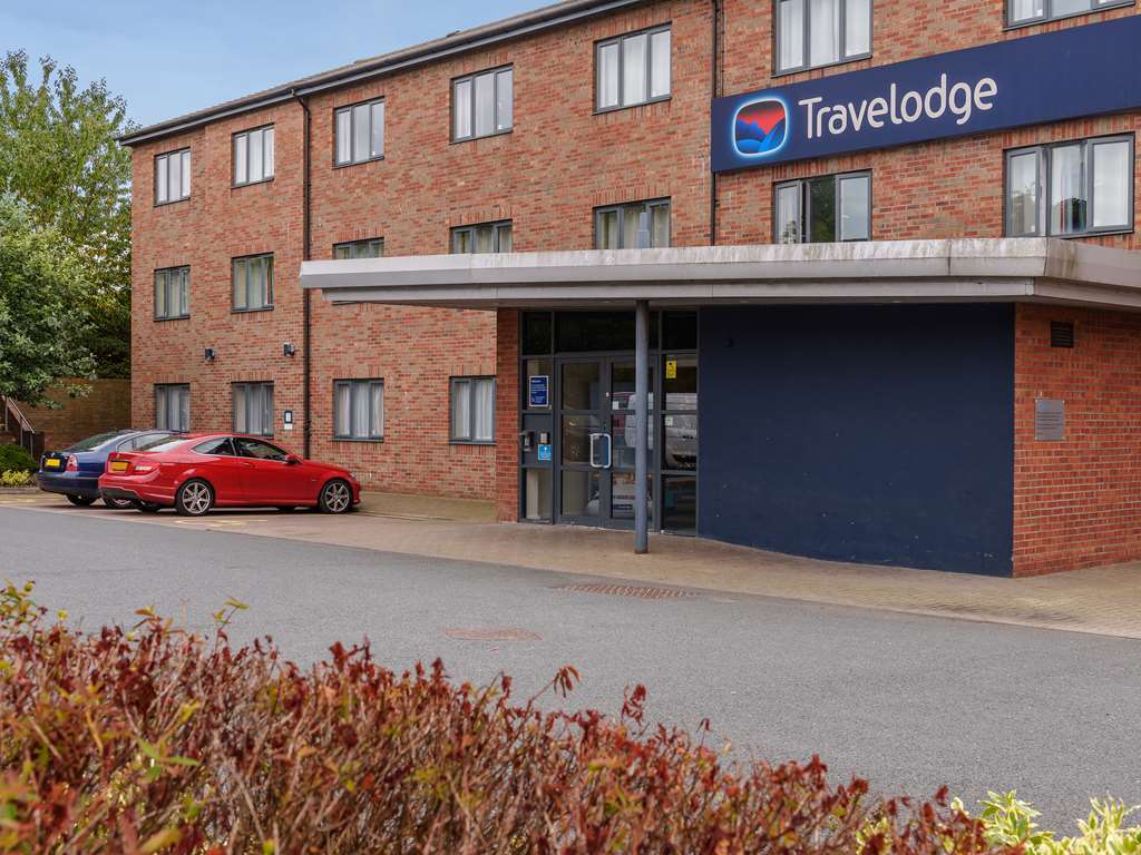 Travelodge Leeds Colton Garforth Extérieur photo