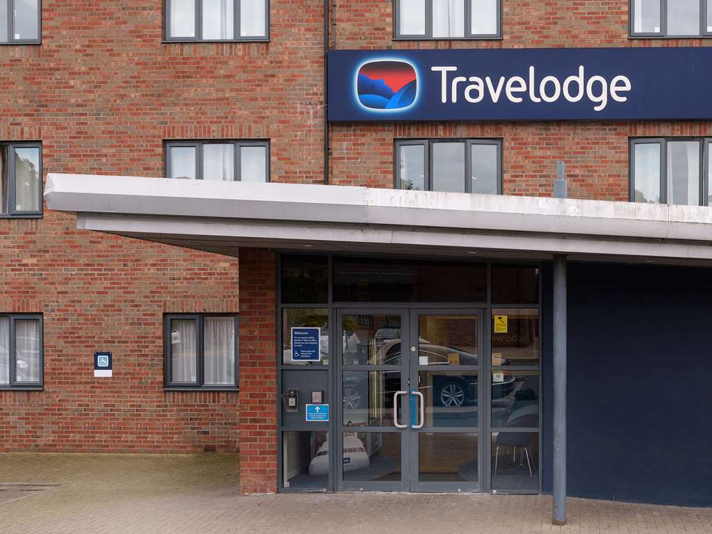 Travelodge Leeds Colton Garforth Extérieur photo