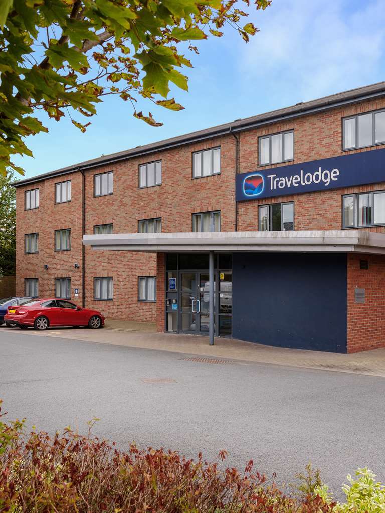 Travelodge Leeds Colton Garforth Extérieur photo